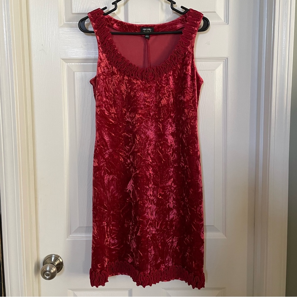 ❤️ NWOT. Sz S. Nicole Miller Dress